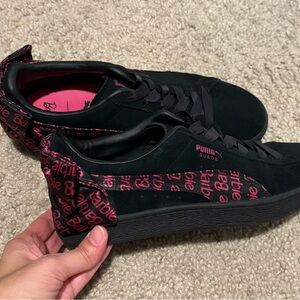 Barbie Pumas
